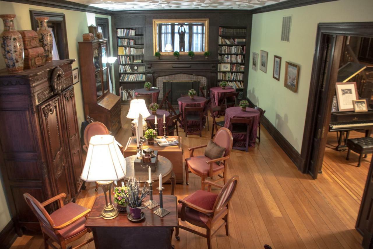 Historic Benner Mansion Bed & Breakfast Allentown Room photo